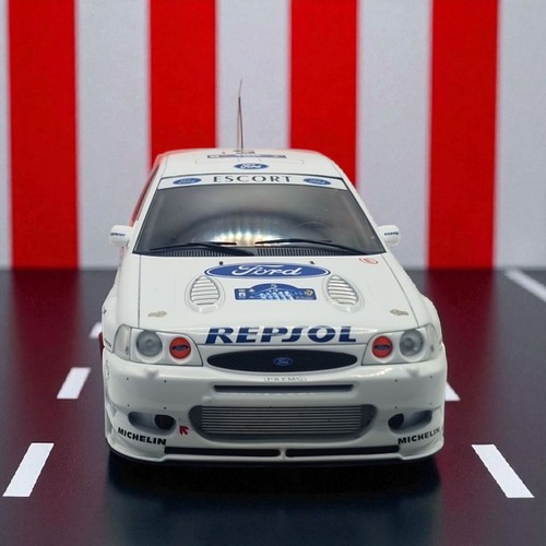 Ford escort wrc sainz - ford,